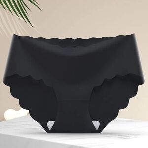 3/$15 Black Seamless Scalloped Panties Invisible Women's Briefs Underwear